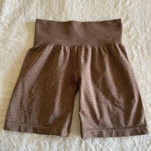 NVGTN Mocha Pro Shorts Size Small